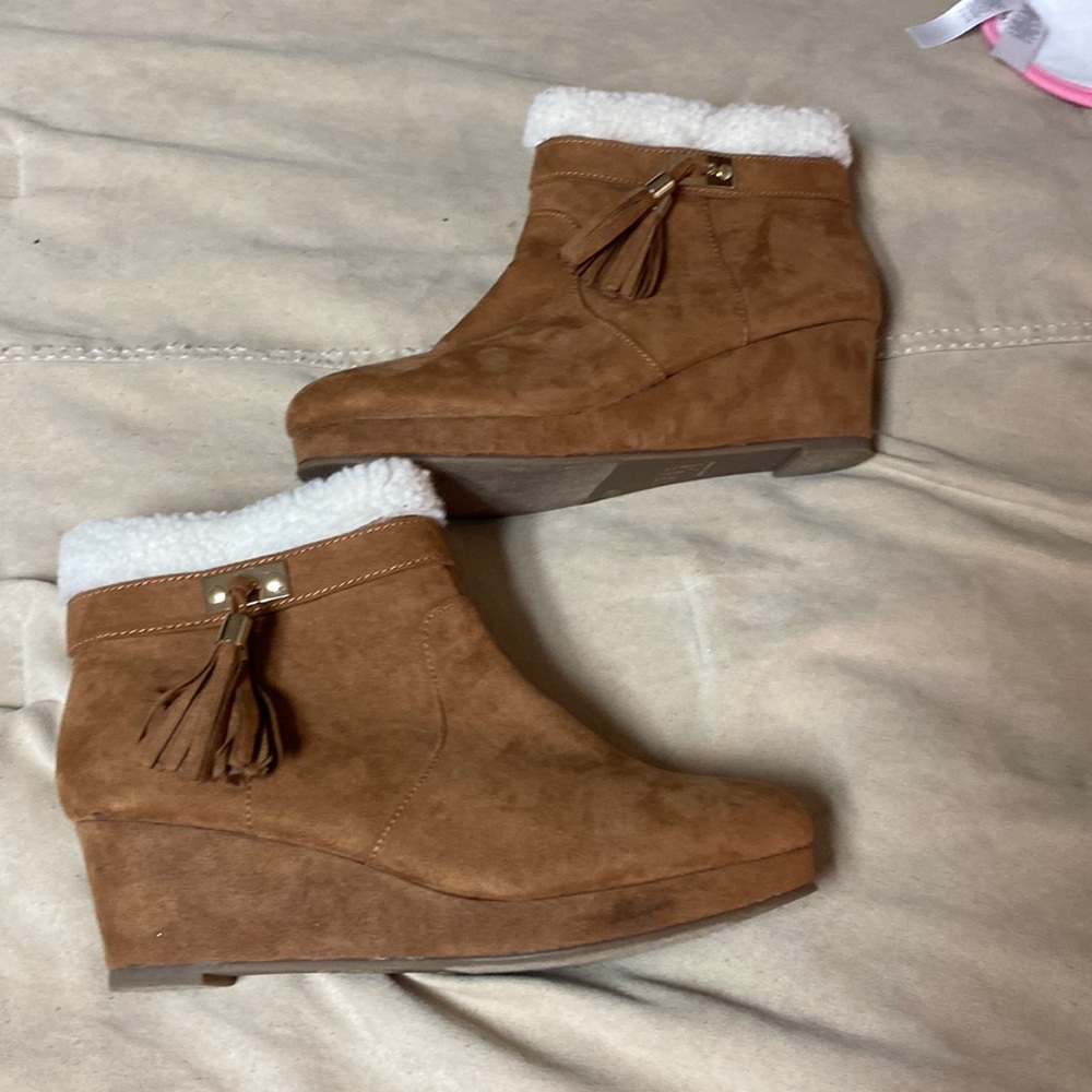 Kid’s shoes